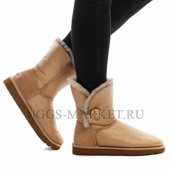 Ugg Bailey Button Soft Gold