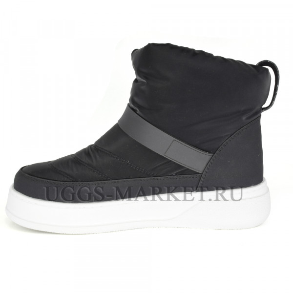 UGG ASH Black
