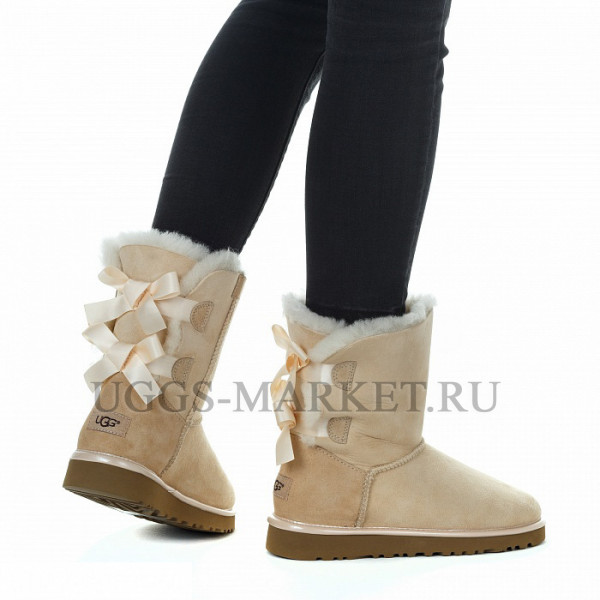 Ugg Bailey Bow II Metallic Amber Light