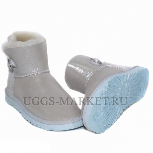 Ugg Bailey Button Mini I Do