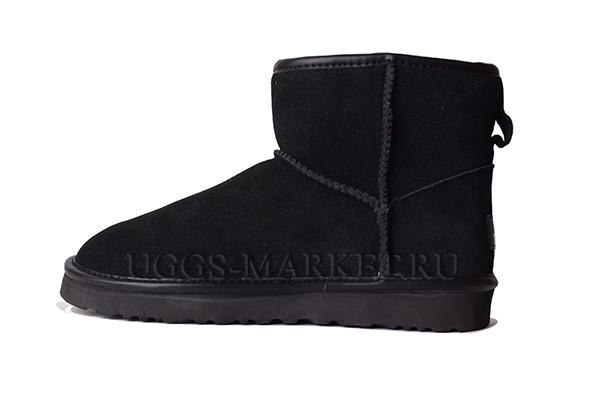 UGG Mini Zip Boot Black