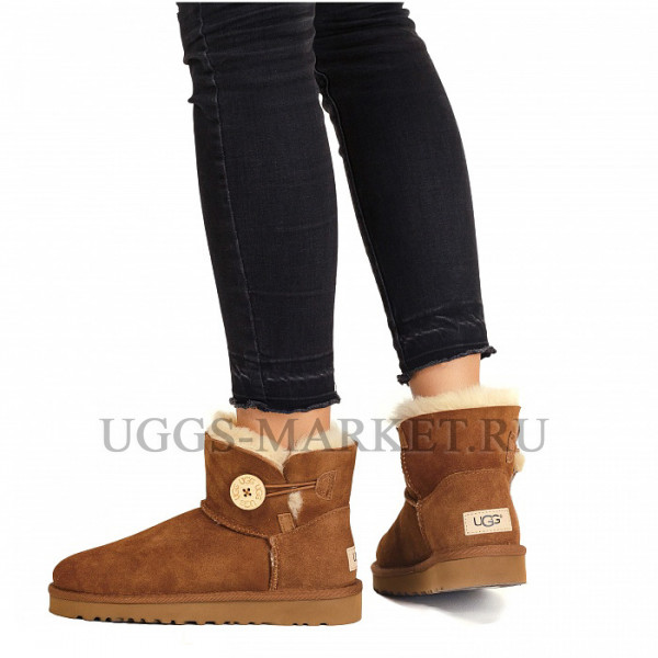 Ugg Bailey Button Mini II Chestnut